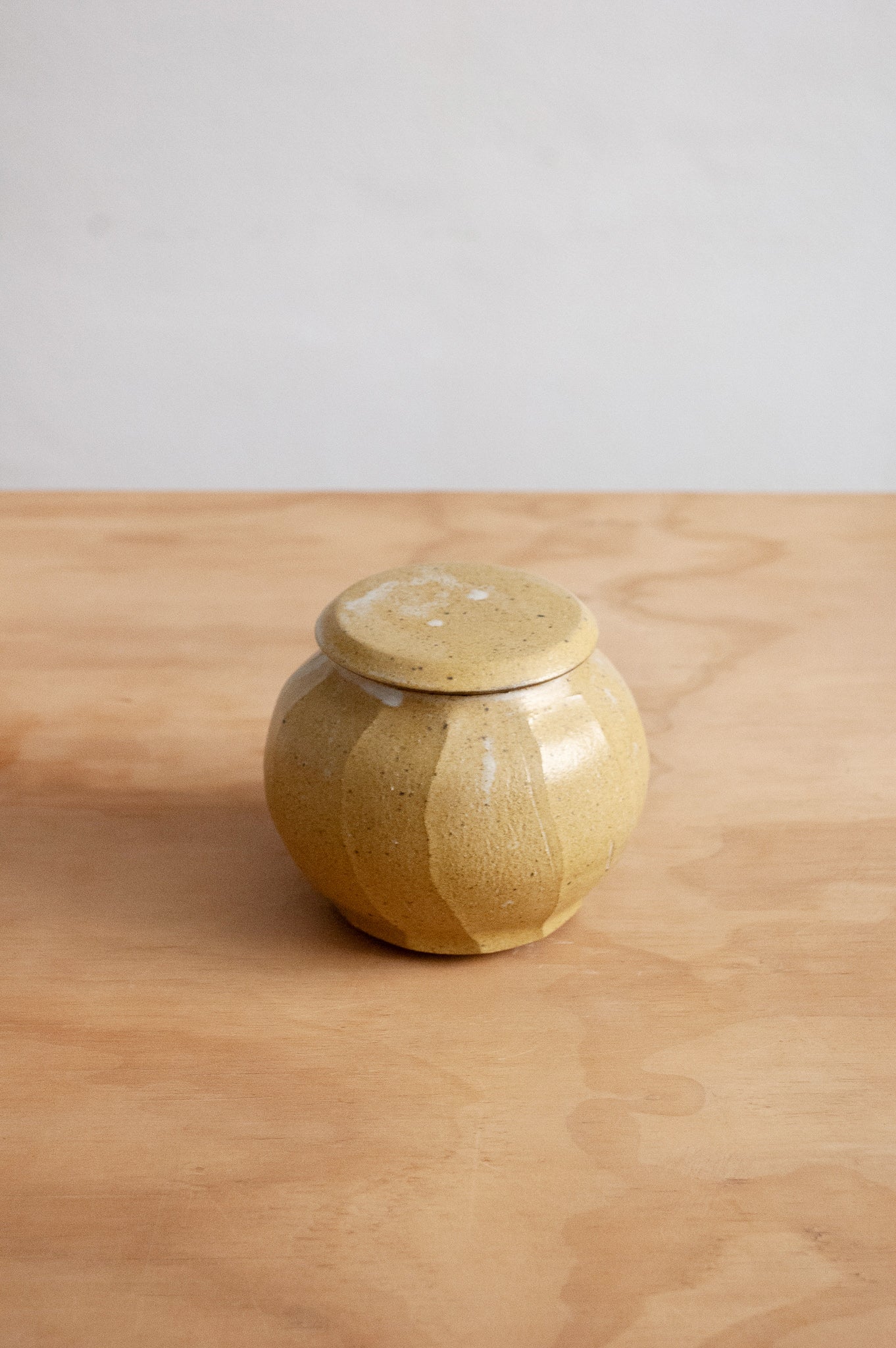 twist jar