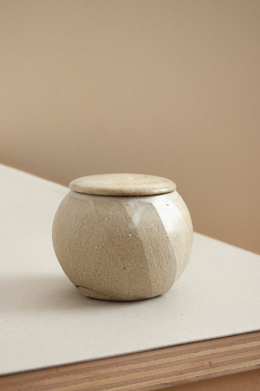 twist jar