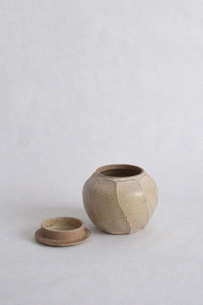 twist jar